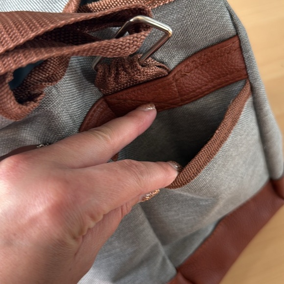 Atlanta Braves Messenger Bag - Picture 8 of 8